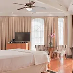 Bahia Del Duque מלון 5*