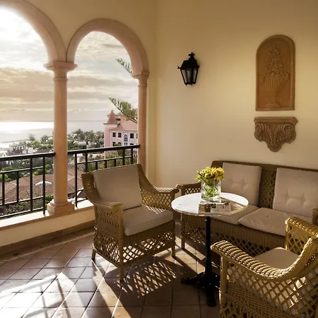 فندق Bahia Del Duque 5*