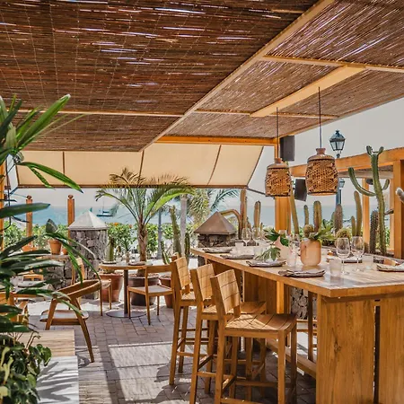 Bahia Del Duque فندق 5*