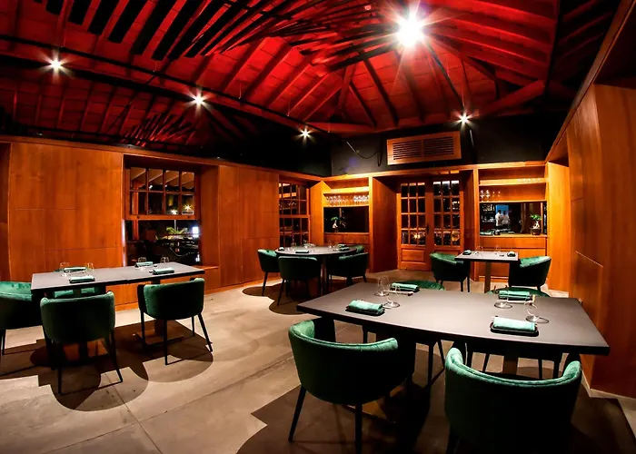 公爵湾酒店 阿德耶