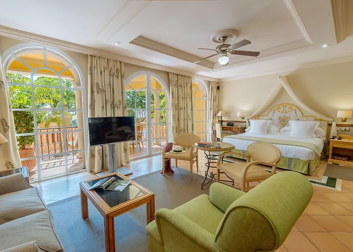 公爵湾酒店 5* 阿德耶