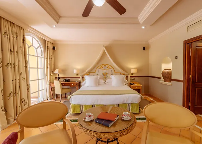 公爵湾酒店 酒店